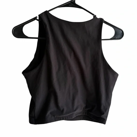 EFAN  Sleek Black Crop Top Size M - Picture 4 of 5